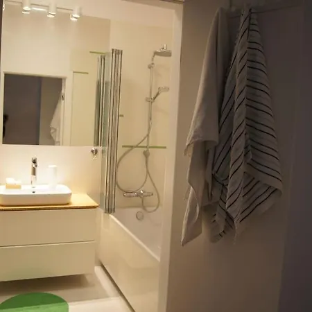 Cichy, Nowoczesny, Komfortowy Przy Galerii Mokotow Apartmán Varšava